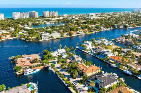 70 Bay Colony Lane Fort Lauderdale FL 33308