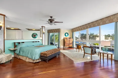 70 Bay Colony Lane Fort Lauderdale FL 33308