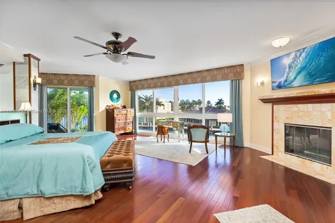 70 Bay Colony Lane Fort Lauderdale FL 33308