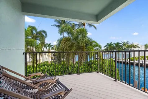 70 Bay Colony Lane Fort Lauderdale FL 33308