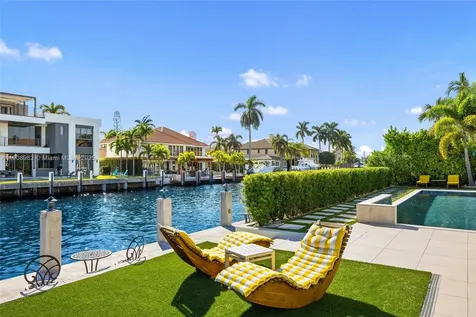 70 Bay Colony Lane Fort Lauderdale FL 33308