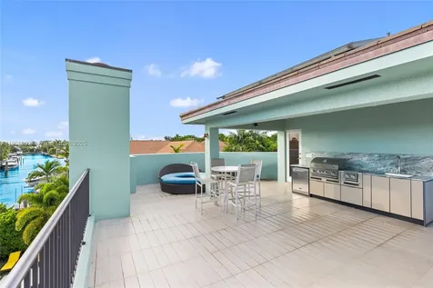 70 Bay Colony Lane Fort Lauderdale FL 33308