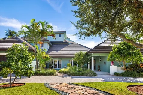 70 Bay Colony Lane Fort Lauderdale FL 33308