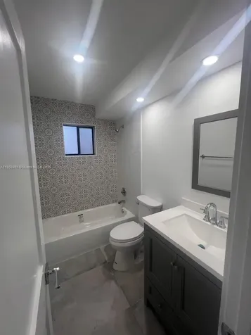 8600 SW 133 Avenue Road Miami FL 33183