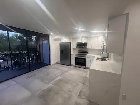 8600 SW 133 Avenue Road Miami FL 33183