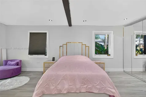155 NW 124th Street North Miami FL 33168