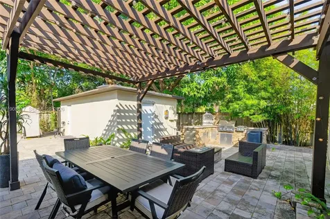 155 NW 124th Street North Miami FL 33168