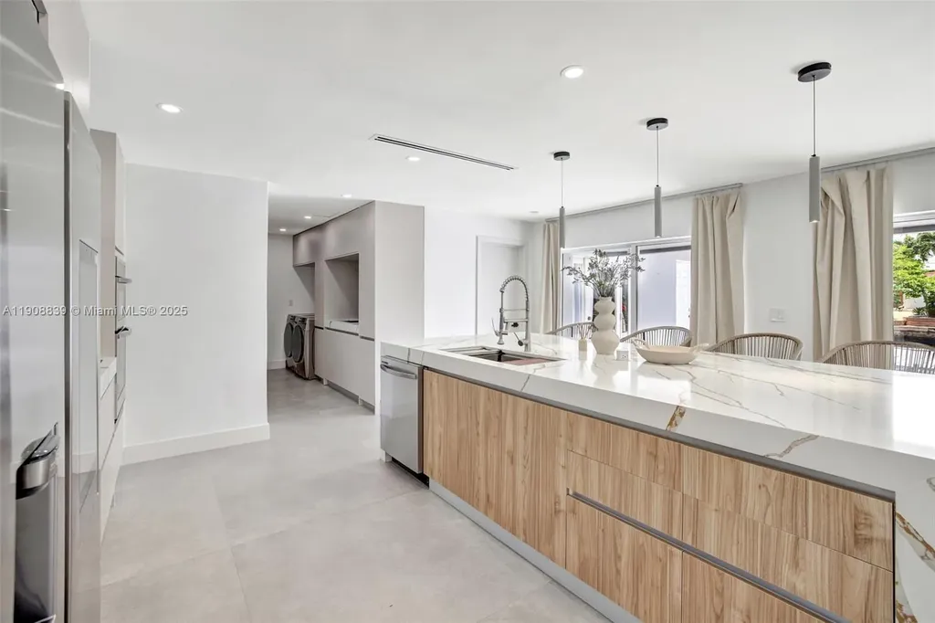 1448 NE 57th Place Fort Lauderdale FL 33334