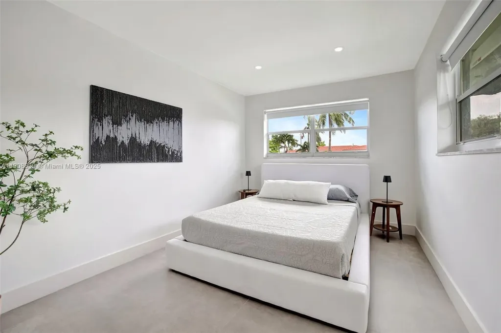 1448 NE 57th Place Fort Lauderdale FL 33334