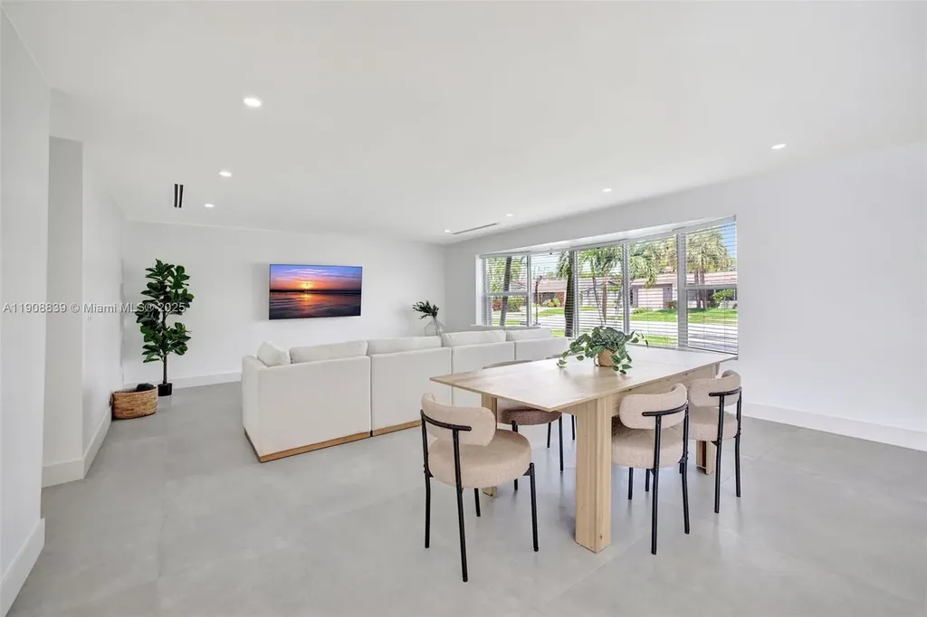 1448 NE 57th Place Fort Lauderdale FL 33334