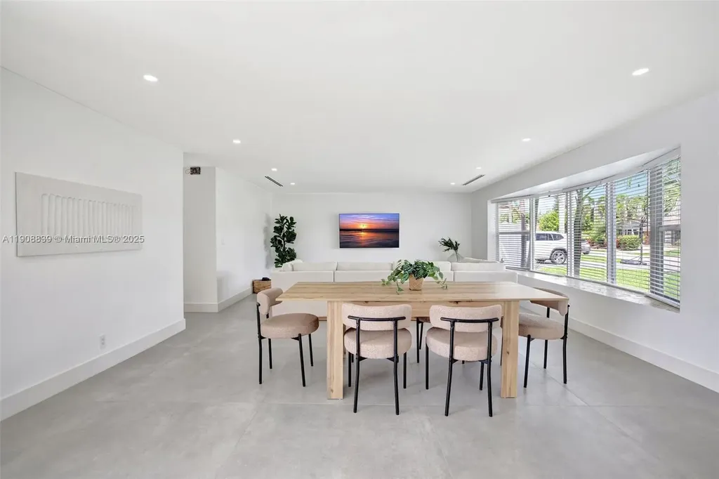 1448 NE 57th Place Fort Lauderdale FL 33334