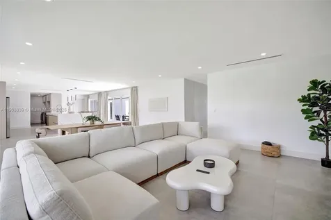 1448 NE 57th Place Fort Lauderdale FL 33334