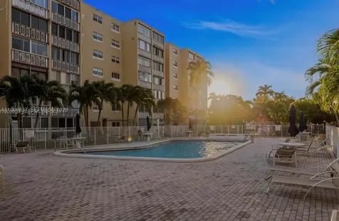619 NE 14th Avenue Hallandale Beach FL 33009