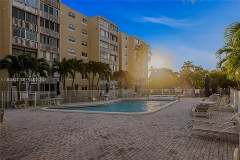 619 NE 14th Avenue Hallandale Beach FL 33009