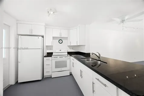 619 NE 14th Avenue Hallandale Beach FL 33009