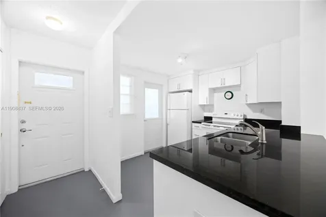 619 NE 14th Avenue Hallandale Beach FL 33009