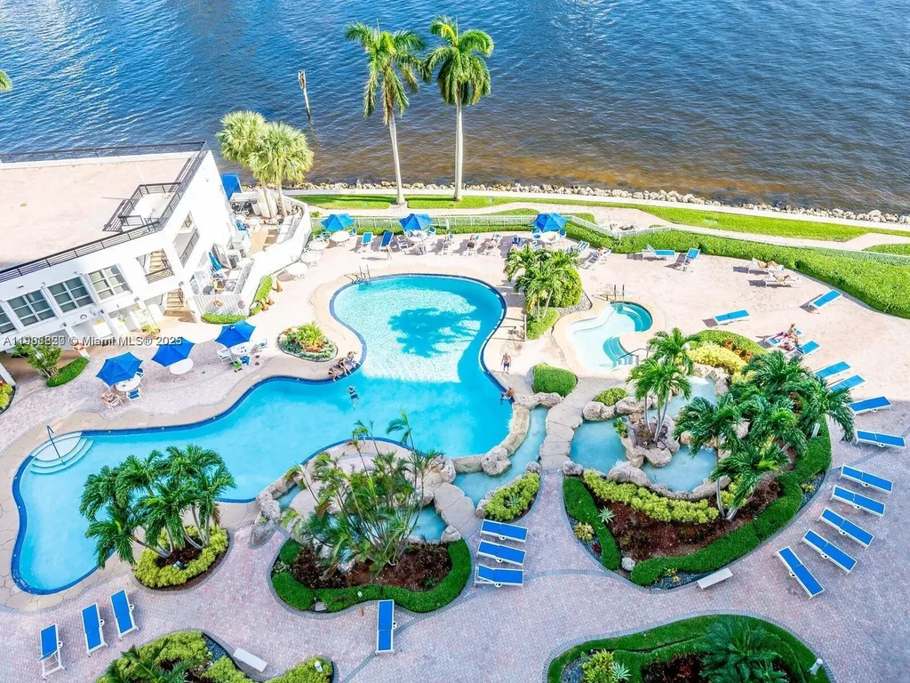 19101 NE 36th Court Aventura FL 33180