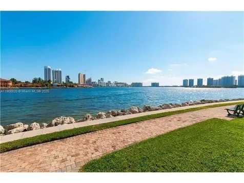 19101 NE 36th Court Aventura FL 33180