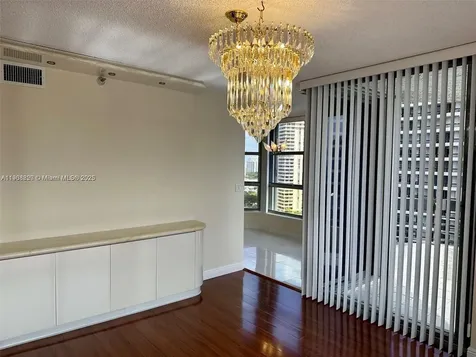 19101 NE 36th Court Aventura FL 33180