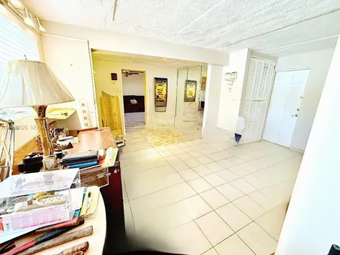 880 E 28th Street Hialeah FL 33013