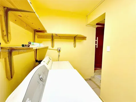 880 E 28th Street Hialeah FL 33013