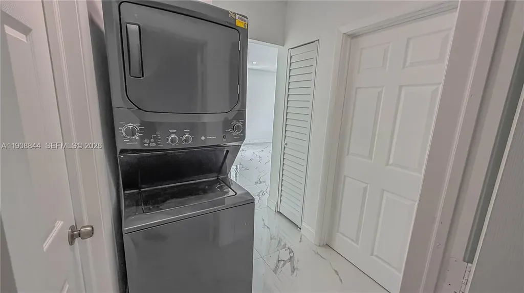 2462 Johnson Street Hollywood FL 33020