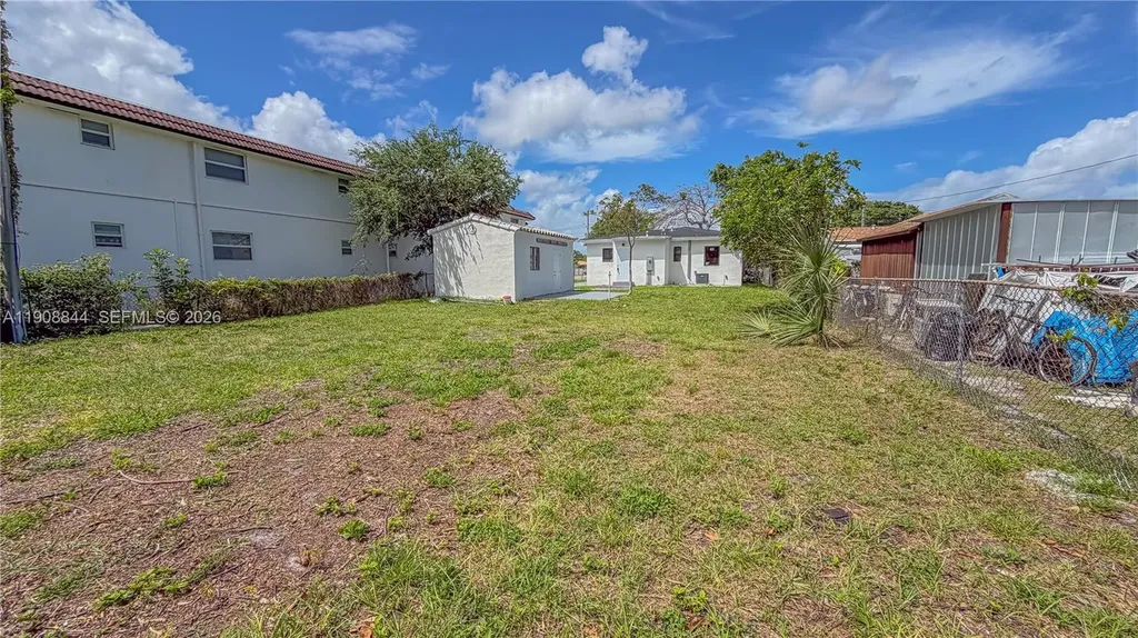 2462 Johnson Street Hollywood FL 33020