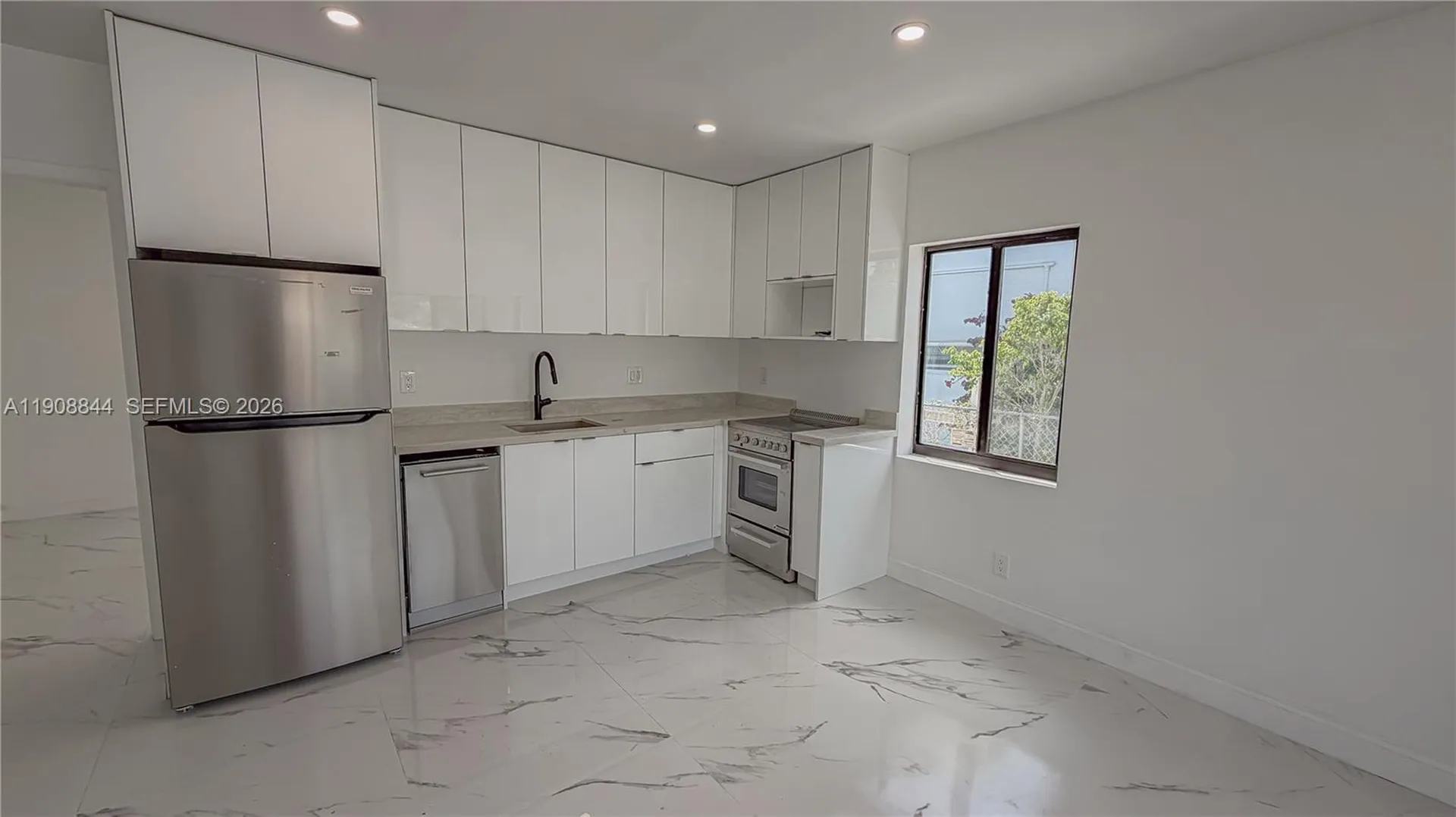 2462 Johnson Street Hollywood FL 33020