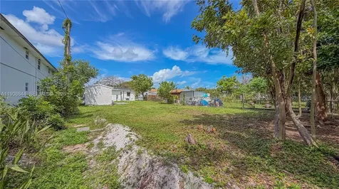 2462 Johnson Street Hollywood FL 33020