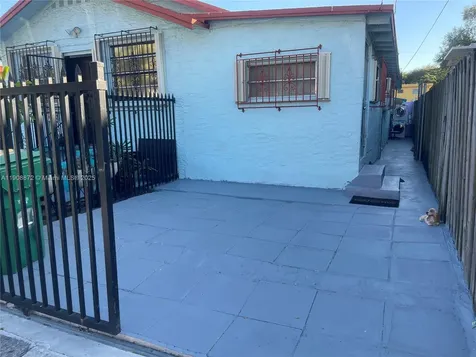1832 SW 3rd Street Miami FL 33135