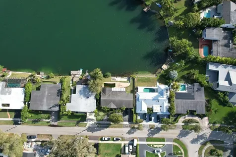 2010 NE 196th Terrace North Miami Beach FL 33179