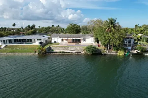 2010 NE 196th Terrace North Miami Beach FL 33179