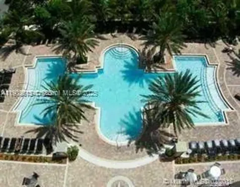 17125 N Bay Road Sunny Isles Beach FL 33160