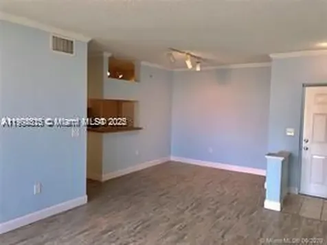 17125 N Bay Road Sunny Isles Beach FL 33160