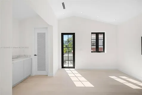 601 NE 56th Street Miami FL 33137