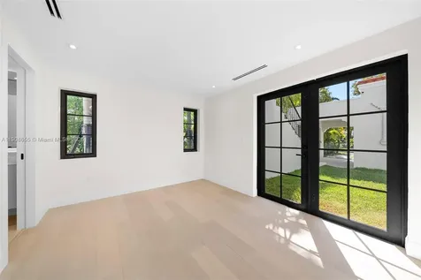 601 NE 56th Street Miami FL 33137