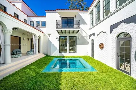 601 NE 56th Street Miami FL 33137
