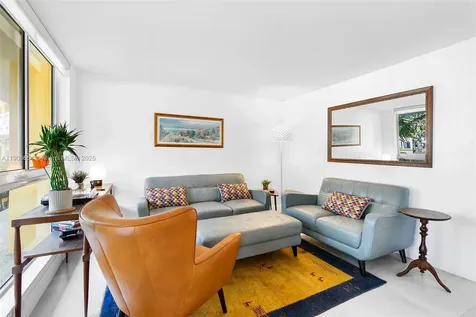 2400 NE 9th Street Fort Lauderdale FL 33304