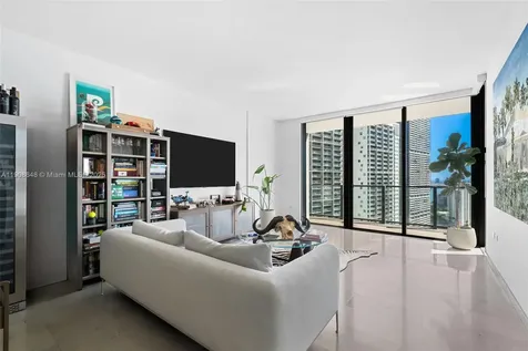 68 SE 6th Street Miami FL 33131