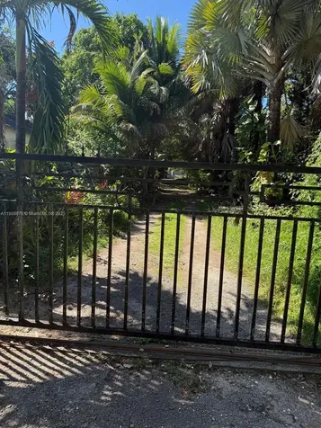 Miami FL 33177