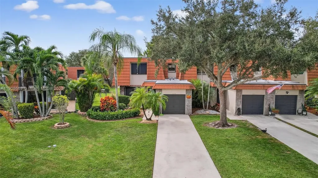 1413 SW 109th Way Davie FL 33324
