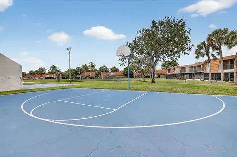 1413 SW 109th Way Davie FL 33324