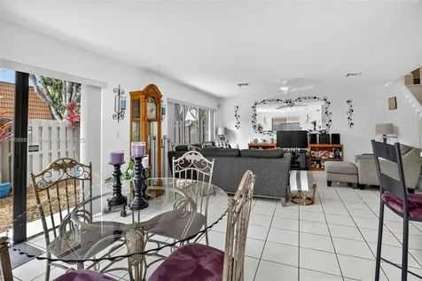 1413 SW 109th Way Davie FL 33324