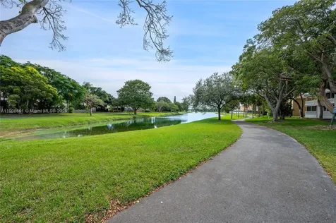 10421 Mahogany Key Circle Miami FL 33196