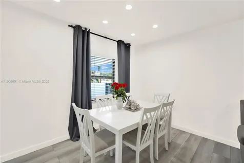 660 E 38th Street Hialeah FL 33013