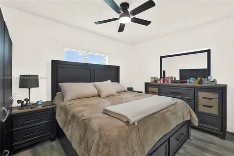 660 E 38th Street Hialeah FL 33013
