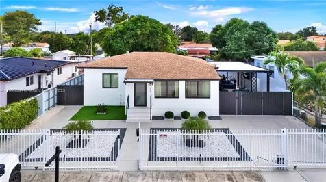 660 E 38th Street Hialeah FL 33013