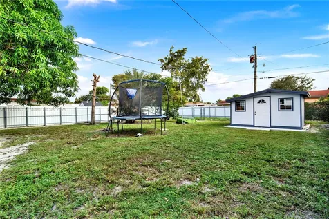 660 E 38th Street Hialeah FL 33013