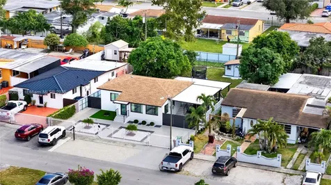660 E 38th Street Hialeah FL 33013