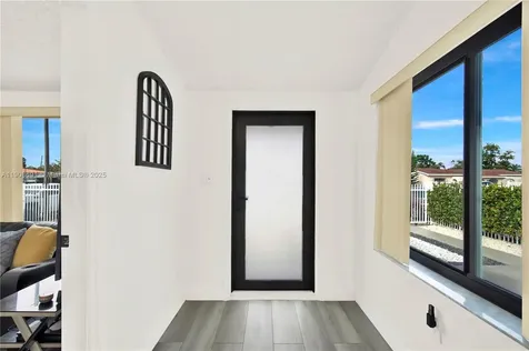 660 E 38th Street Hialeah FL 33013